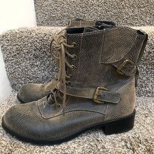 Charlotte Russe woman’s combat boots size 9 brown